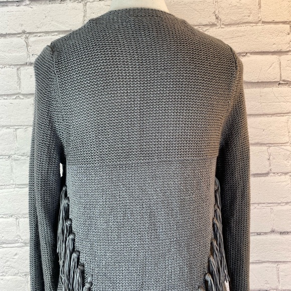 I.N. San Francisco Gray Boho Fringe Cardigan Sweater size Medium EUC Western - Picture 7 of 11